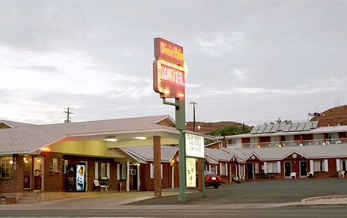 Dixie Palm Motel เซนต์ จอร์จ ภายนอก รูปภาพ