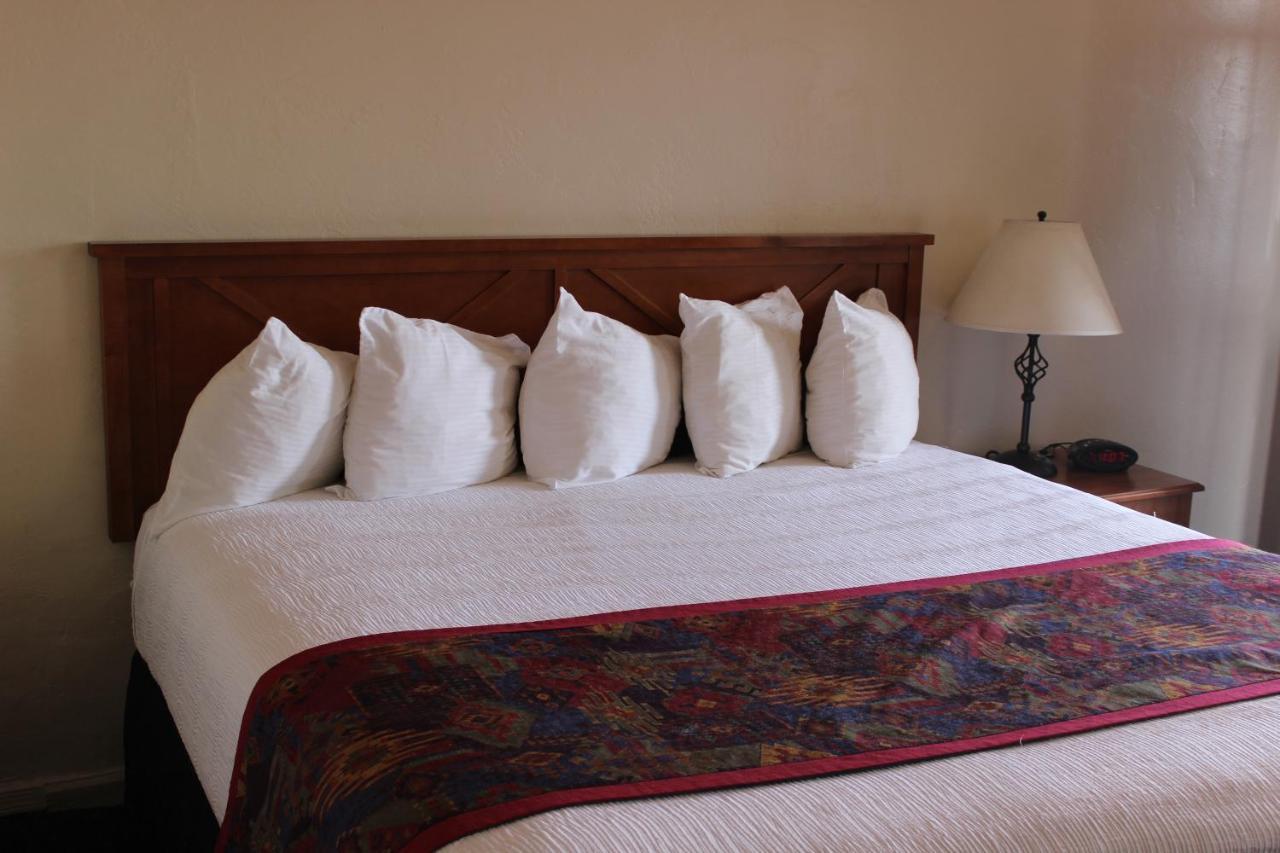 Dixie Palm Motel เซนต์ จอร์จ ภายนอก รูปภาพ