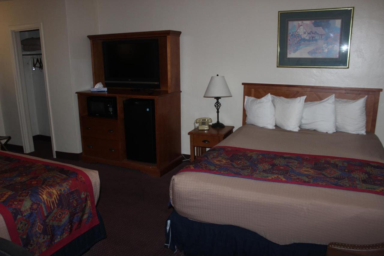Dixie Palm Motel เซนต์ จอร์จ ภายนอก รูปภาพ